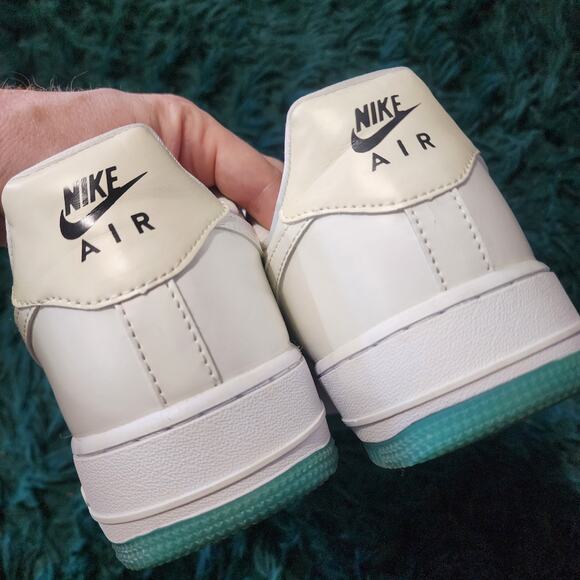 Nike Air Force 1 Low UV Reactive Color Change Shoes White Blue Glow Sole Size 11 - Picture 6 of 8